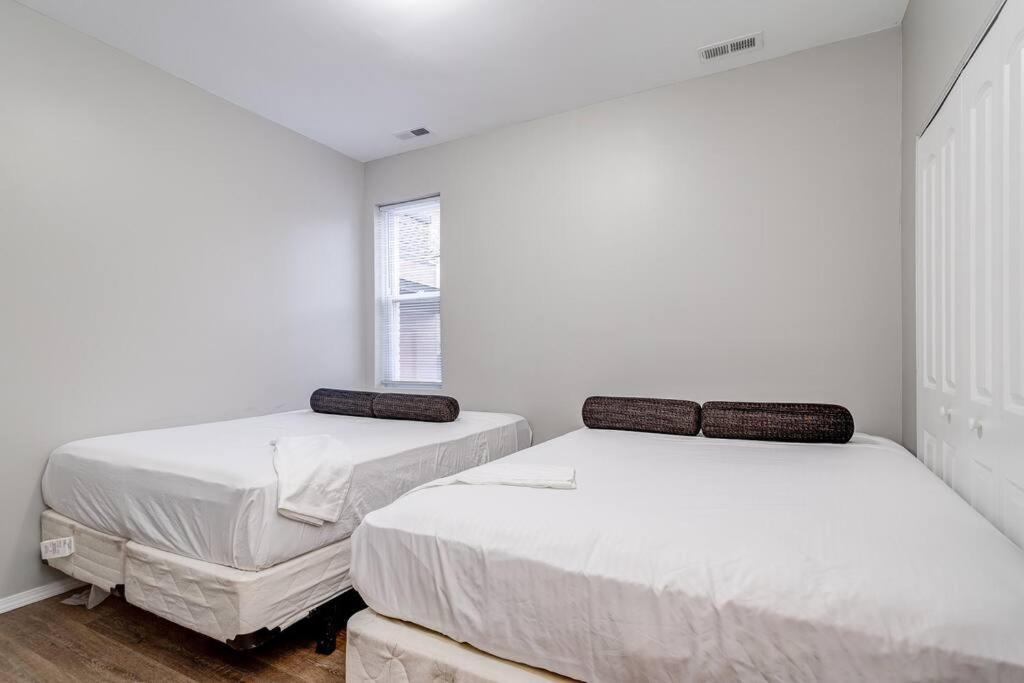 שיקגו Suite 2 On Southport 4 Queen Beds מראה חיצוני תמונה